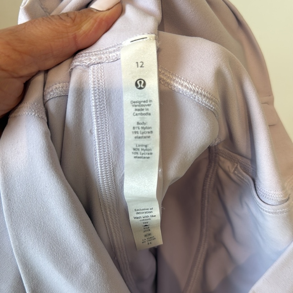 Lululemon leggings light lavender color size 12 - Picture 10 of 10